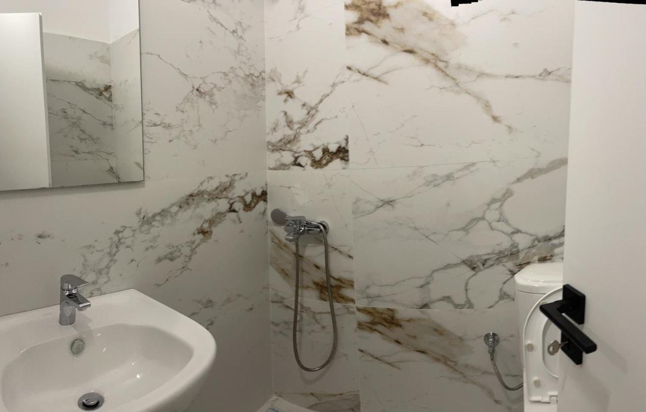 Sea La Vie Apartments Sarande Luaran gambar