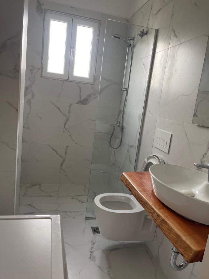 Sea La Vie Apartments Sarande Luaran gambar