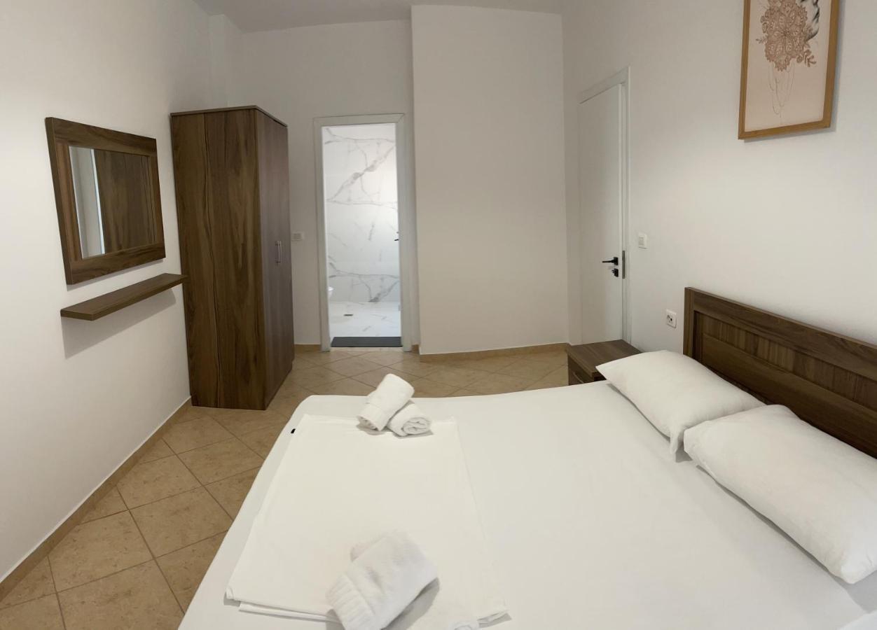 Sea La Vie Apartments Sarande Luaran gambar